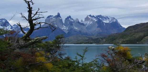 http://www.habiafrica.de/wp/wp-content/uploads/2012/05/Blick-zum-Torres-del-Paine_1.jpg