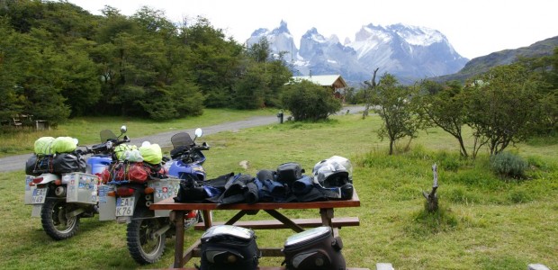 http://www.habiafrica.de/wp/wp-content/uploads/2012/05/Camping-im-N.P.-Torres-del-Paine_1.jpg