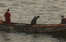 http://www.habiafrica.de/wp/wp-content/uploads/2015/04/15.Fischerboot-vor-Dakar.jpg