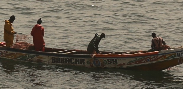 http://www.habiafrica.de/wp/wp-content/uploads/2015/04/15.Fischerboot-vor-Dakar.jpg