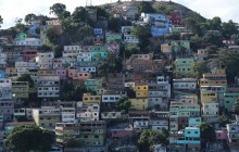 http://www.habiafrica.de/wp/wp-content/uploads/2015/04/5.Favelas-Armenviertel-Vitória_2.jpg