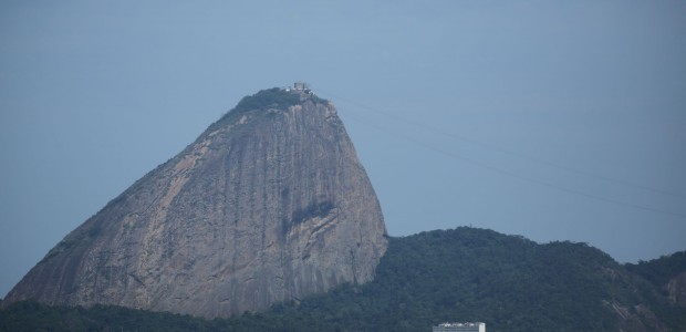 http://www.habiafrica.de/wp/wp-content/uploads/2015/04/Blick-zum-Zuckerhut-Rio-de-Janeiro_2.jpg