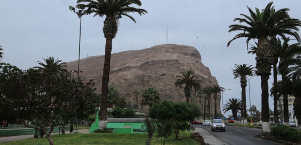 http://www.habiafrica.de/wp/wp-content/uploads/2015/07/18.-Arica-mit-Morro_2.jpg