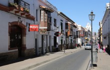 http://www.habiafrica.de/wp/wp-content/uploads/2015/07/27.-Sucre-Hauptstadt-Boliviens_2.jpg