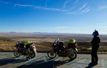 http://www.habiafrica.de/wp/wp-content/uploads/2015/07/32.-Blick-auf-Uyuni_2.jpg