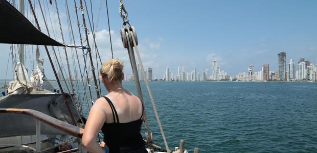 http://www.habiafrica.de/wp/wp-content/uploads/2015/09/Ausfahrt-aus-der-Bucht-von-Cartagena_2.jpg