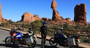 http://www.habiafrica.de/wp/wp-content/uploads/2015/11/10.-Balance-Rock-im-Arches-Nationalpark-Utah-USA_2.jpg