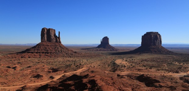 http://www.habiafrica.de/wp/wp-content/uploads/2015/11/8.-Ein-weiterer-Wunsch-geht-in-Erfüllung-das-Monument-Valley_2.jpg