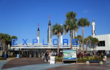 http://www.habiafrica.de/wp/wp-content/uploads/2015/12/12.-Eingang-zum-Kennedy-Space-Center-Cap-Canaveral-Florida_2.jpg