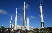 http://www.habiafrica.de/wp/wp-content/uploads/2015/12/15.-Raketenpark-im-Kennedy-Space-Center-Florida_2.jpg