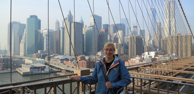 http://www.habiafrica.de/wp/wp-content/uploads/2015/12/46.-Auf-der-Brooklyn-Bridge-New-York_2.jpg